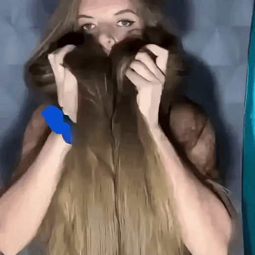 El perfume que enamora… y hace crecer tu cabello.